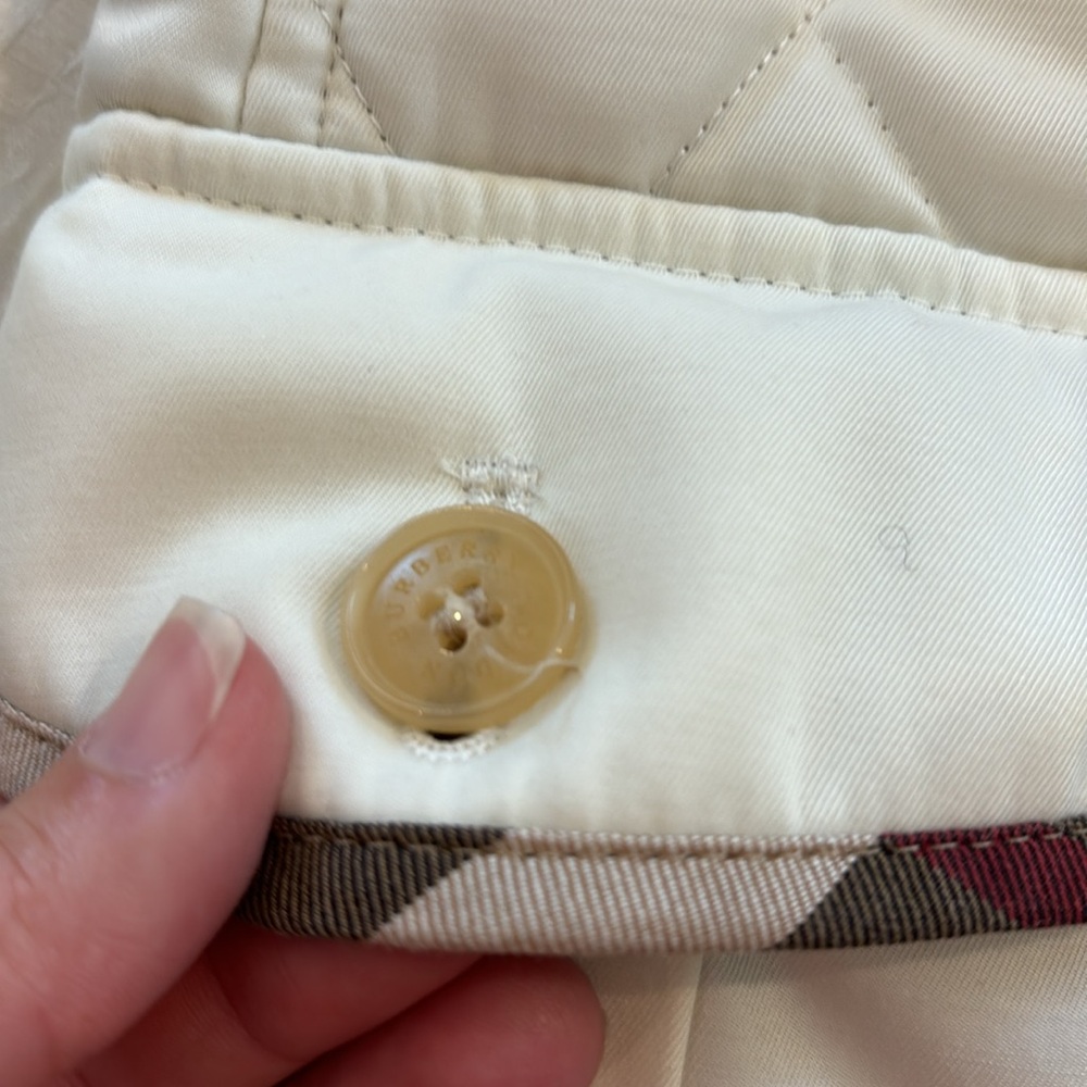 Gorgeous ! RARE! Burberry jacket - Picture 7 of 16